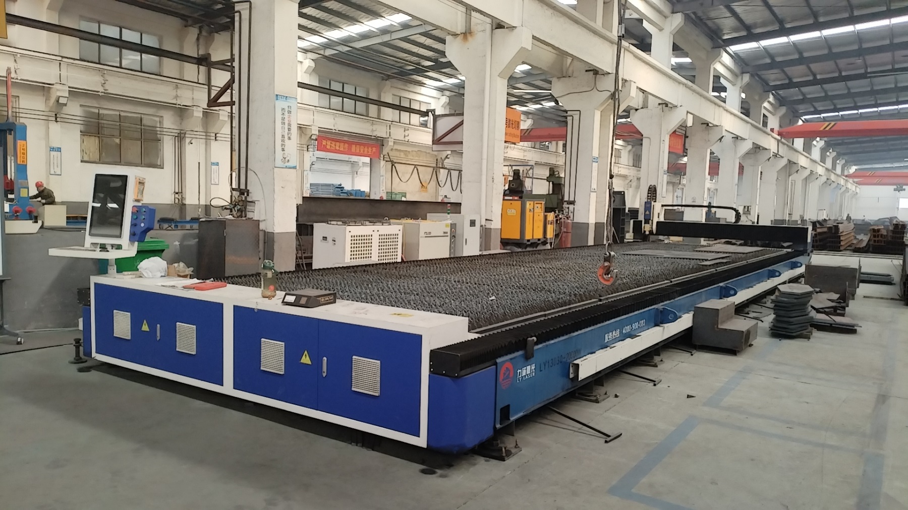 single worktable 13030 20000w laser cutting machine