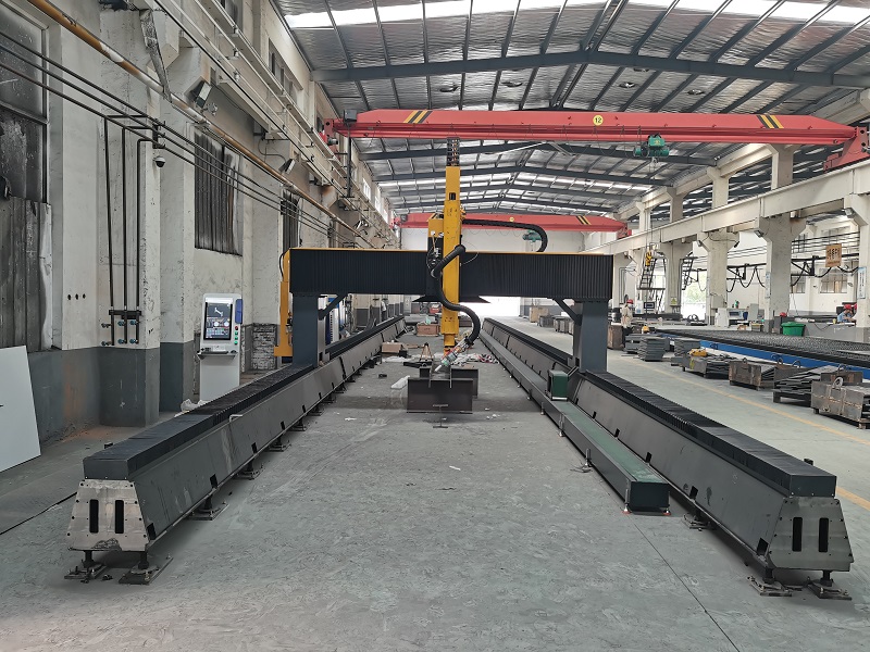 H beam laser cutting machine.jpg